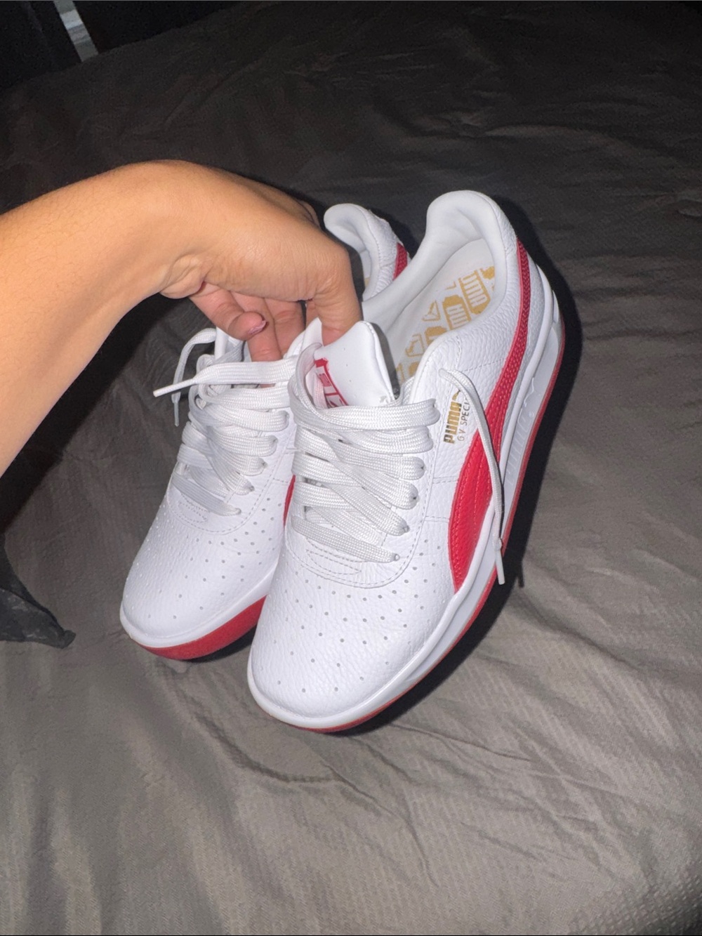 Puma White Sneakers with Red Formstrip